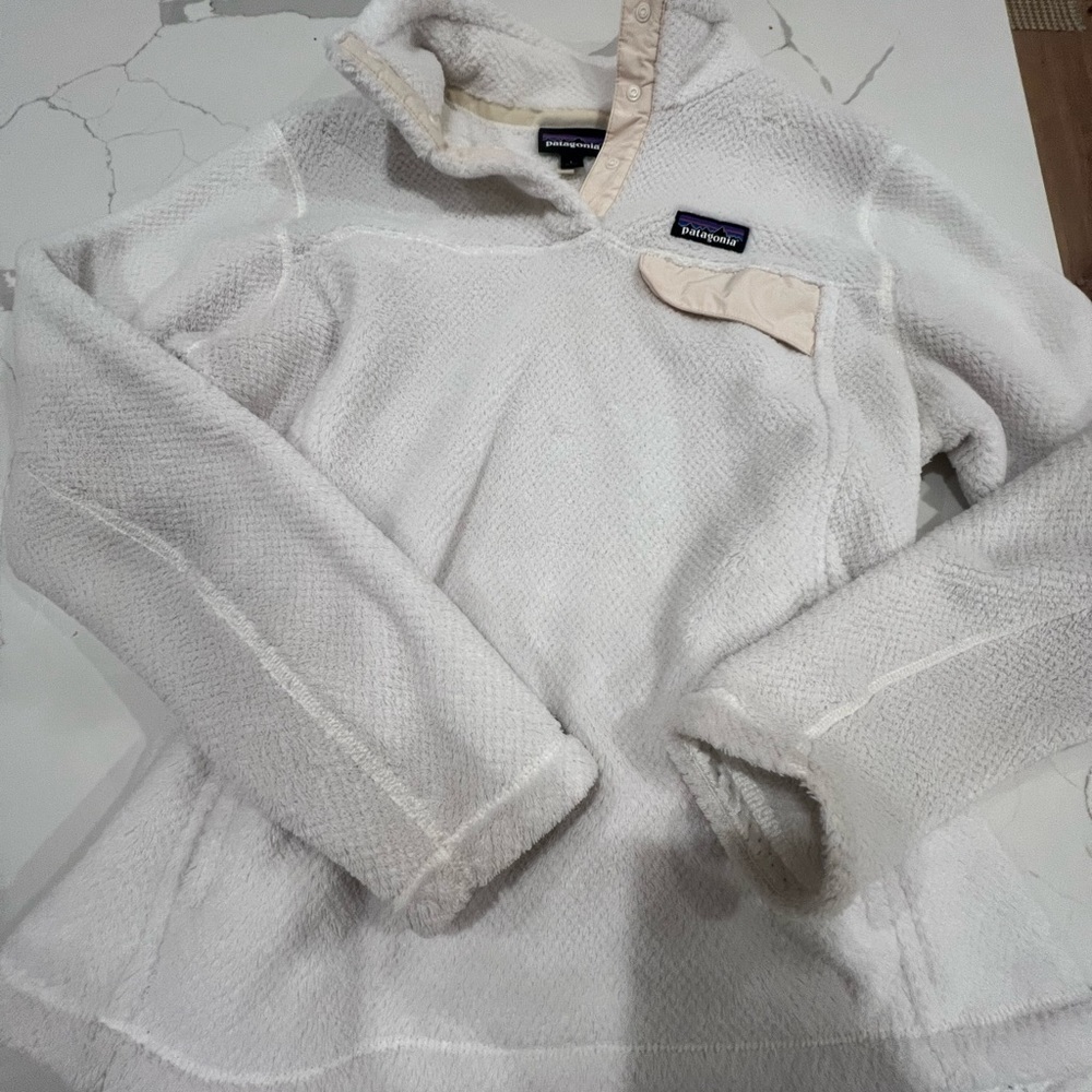 White Patagonia fleece